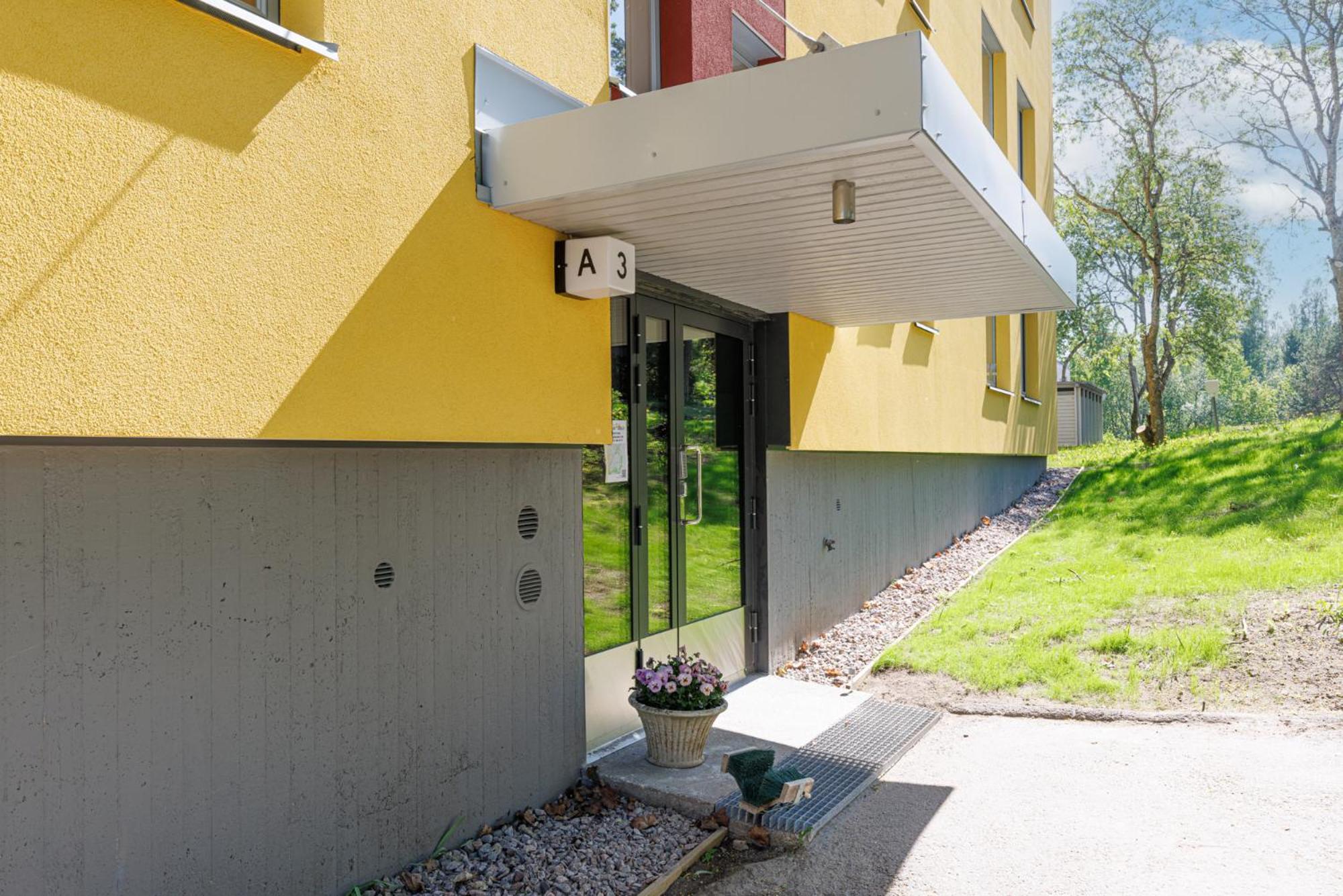 Retreat Apartment *